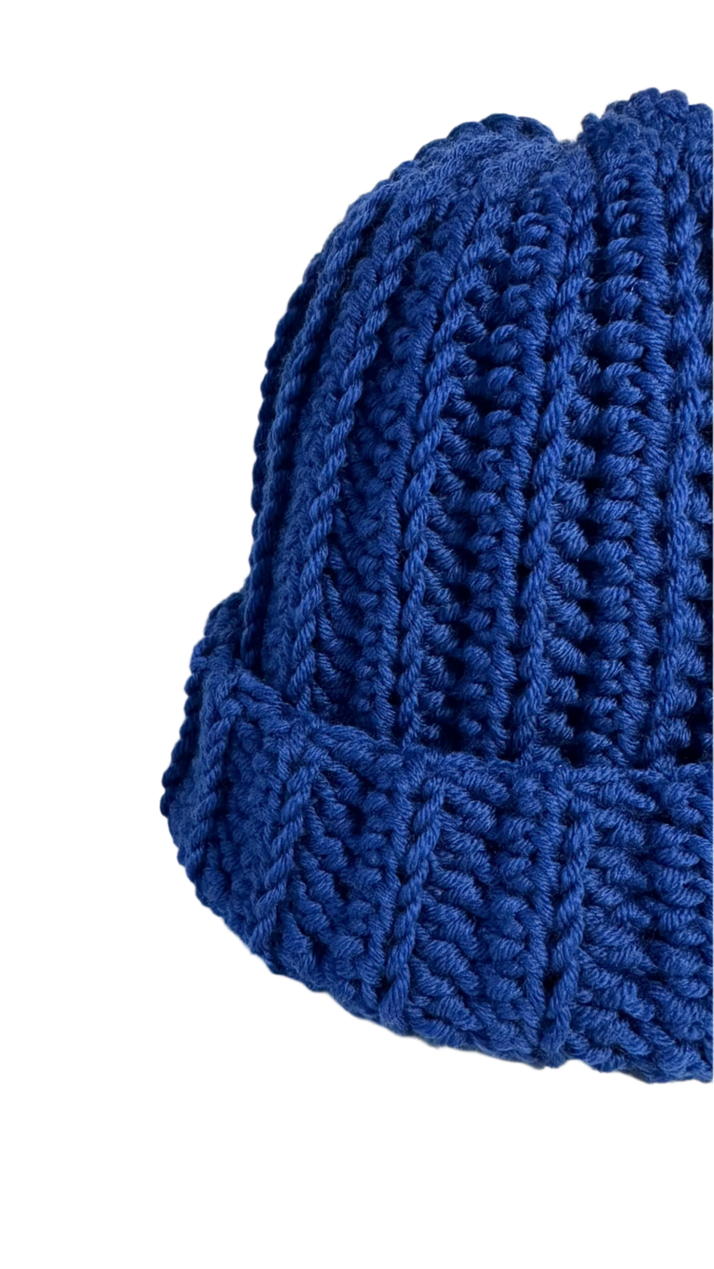 Blu Elettrico handmade crochet winter hat made with lana merino 100%