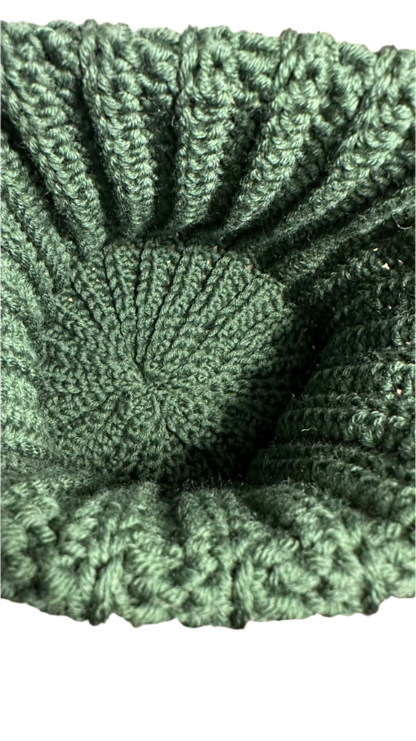 handmade crochet winter hat very worm lana merino verdone