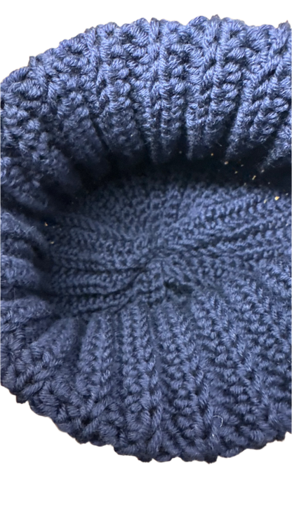 Blu Navy handmade crochet winter hat made with lana merino 100% 
