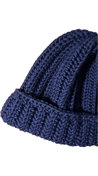 Blu Navy handmade crochet winter hat made with lana merino 100% 