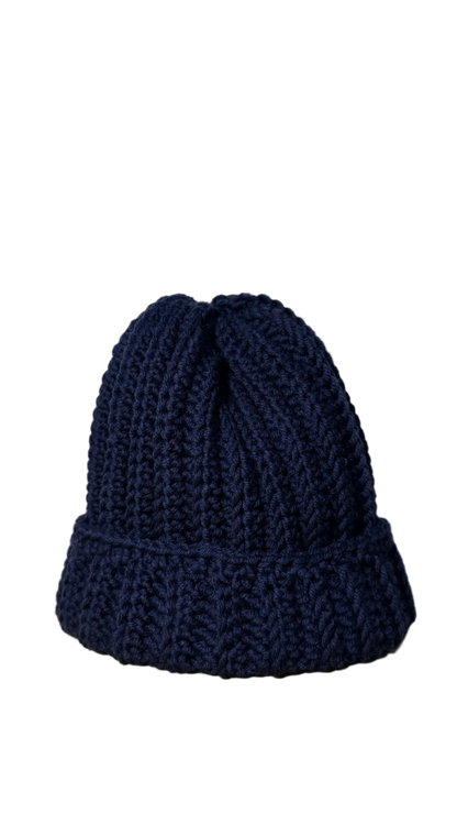 Blu Navy handmade crochet winter hat made with lana merino 100% 