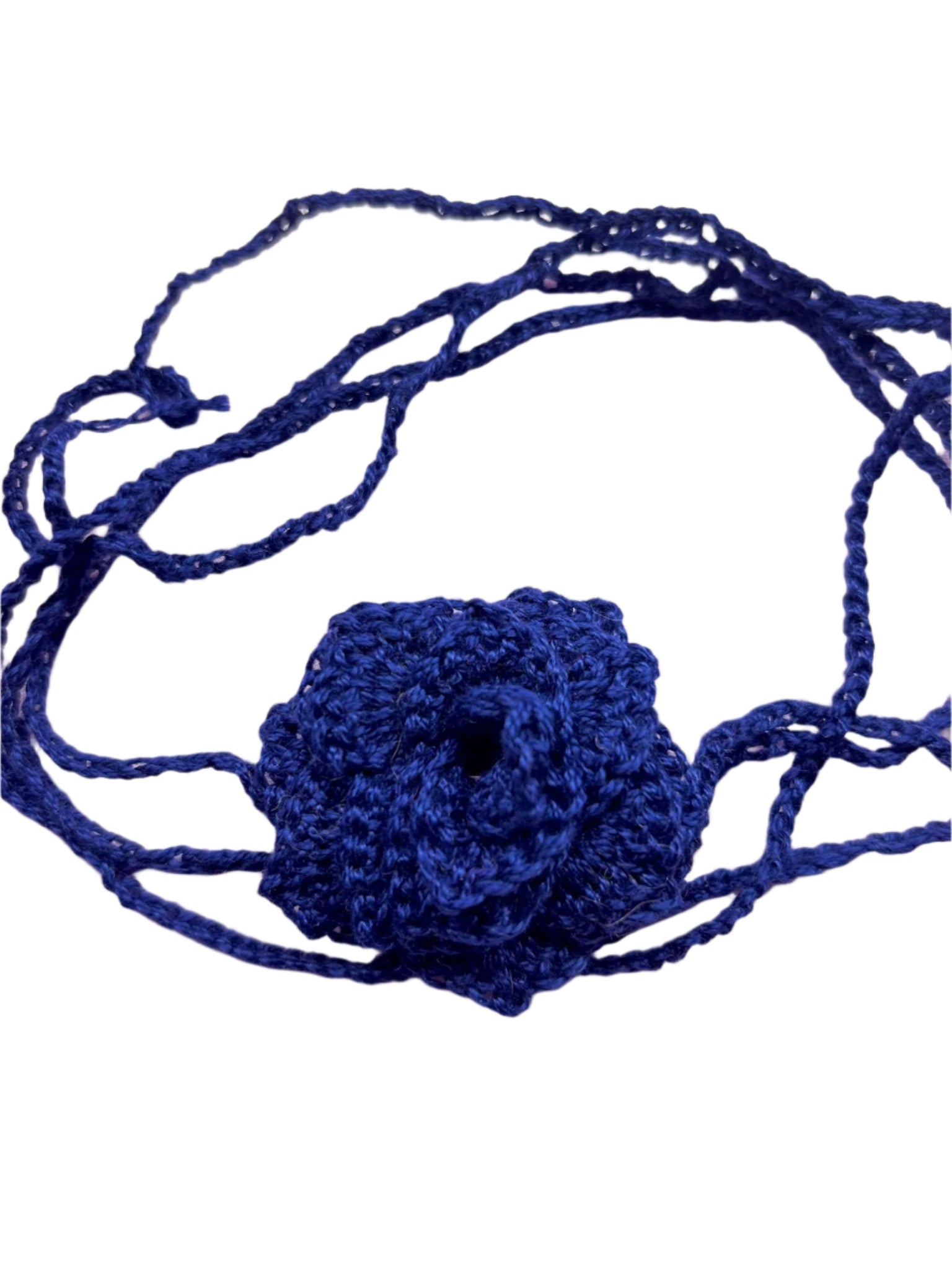 Choker collana rosa fatto a mano all'uncinetto