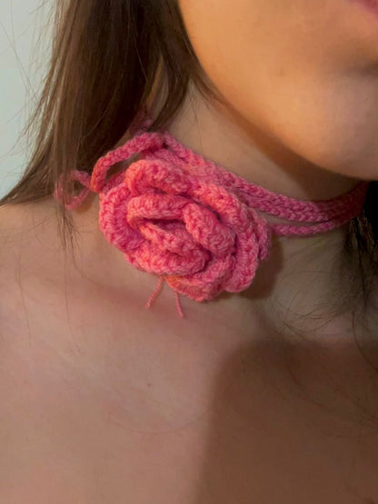 Choker collana Rosa all'uncinetto